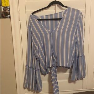 american eagle top!!